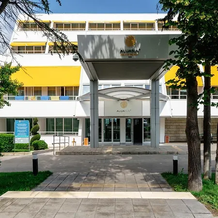 מלון Aluasun Helios 3*